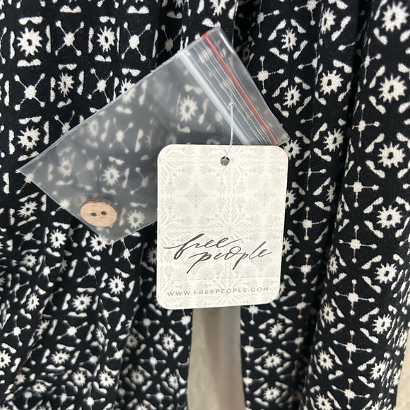 Free People dress - size large new with tags - Picture 3 of 5